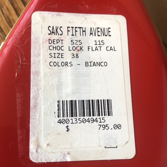 Christian Louboutin choc Lock Flat Calf - Picture 6 of 9